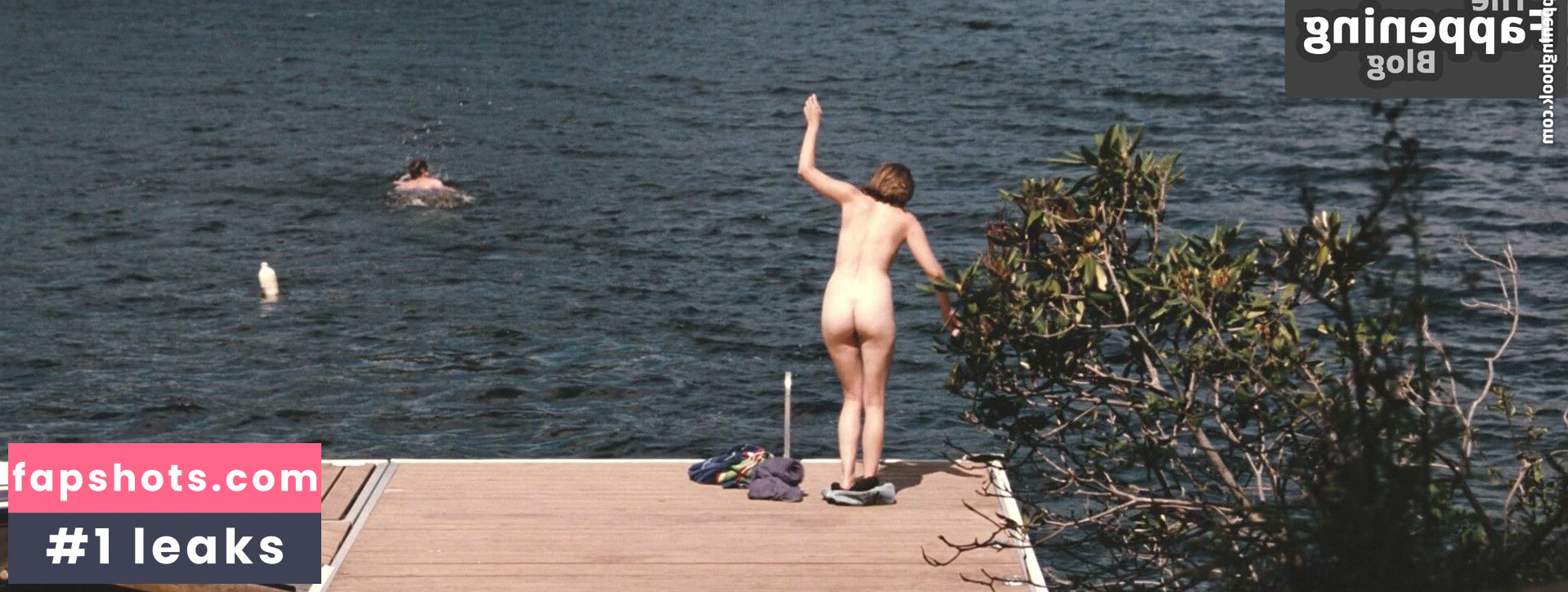 Elizabeth Olsen Nude Leaks OnlyFans Photos #423 - LeakJerk