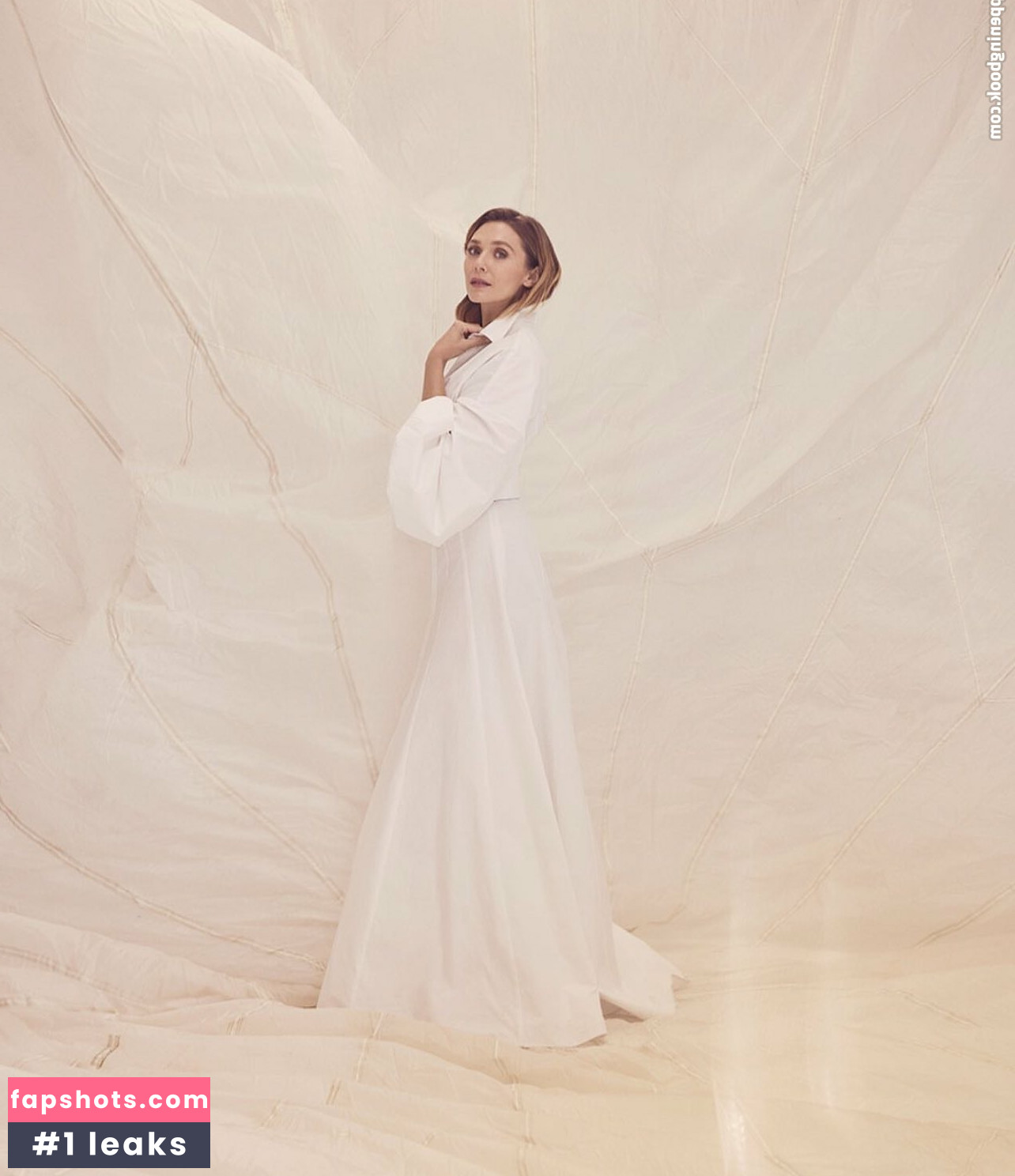 Elizabeth Olsen Nude Leaks OnlyFans Photos #433 - LeakJerk