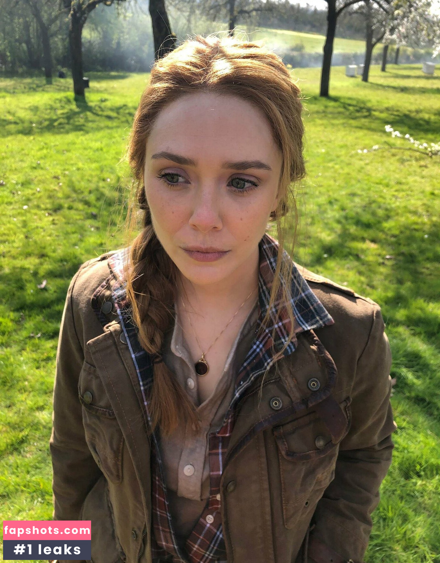 Elizabeth Olsen Nude Leaks OnlyFans Photos #435 - LeakJerk