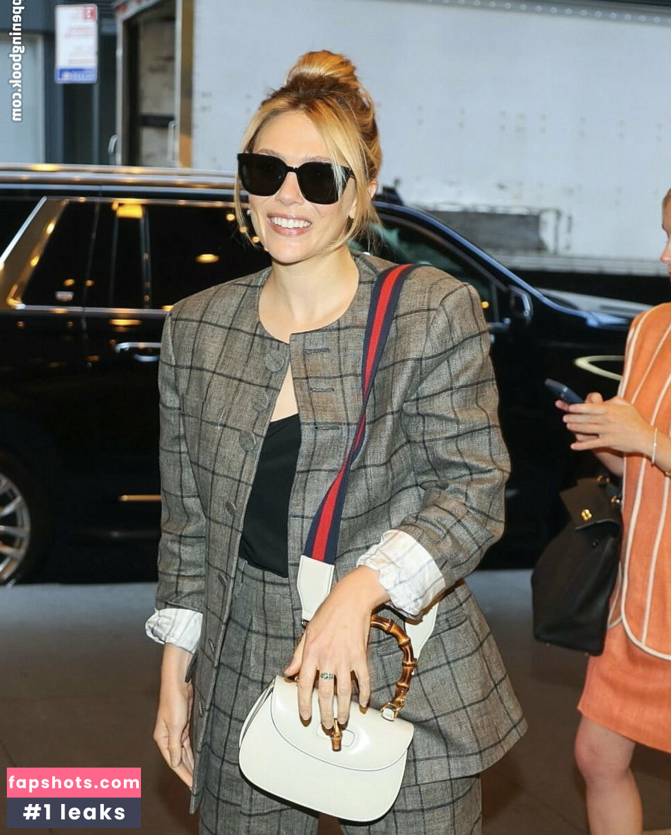 Elizabeth Olsen Nude Leaks OnlyFans Photos #453 - LeakJerk