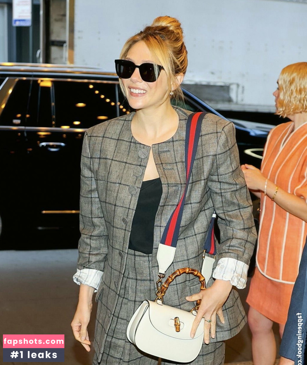 Elizabeth Olsen Nude Leaks OnlyFans Photos #455 - LeakJerk