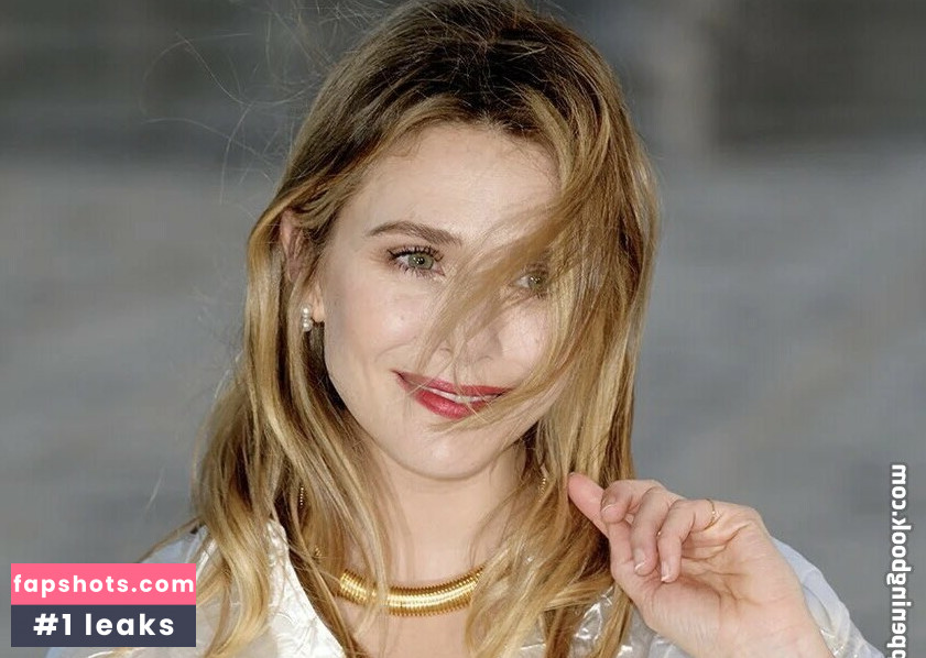 Elizabeth Olsen Nude Leaks OnlyFans Photos #474 - LeakJerk