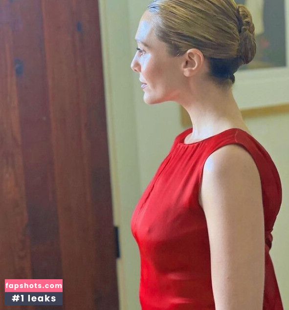 Elizabeth Olsen Nude Leaks OnlyFans Photos #487 - LeakJerk