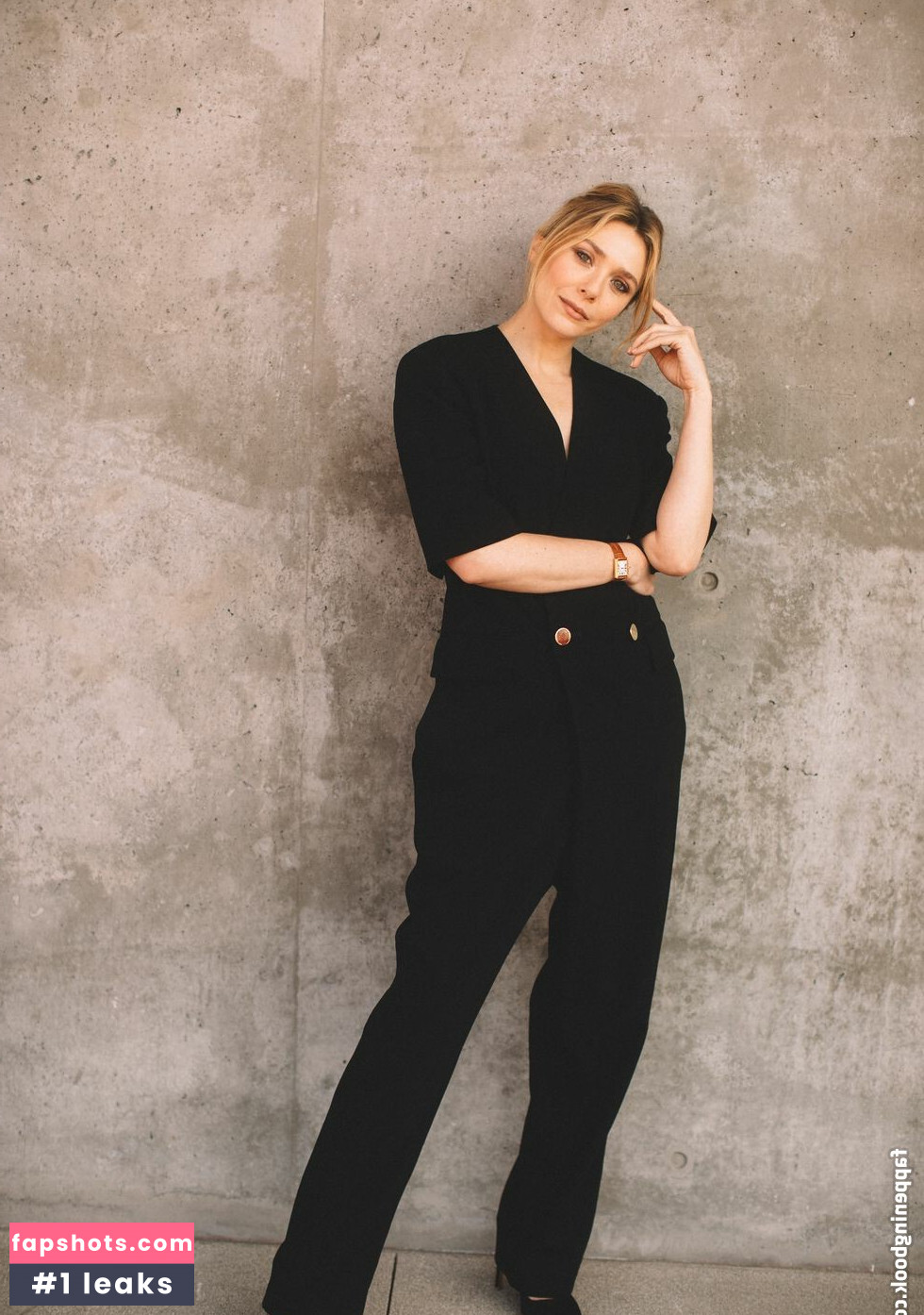 Elizabeth Olsen Nude Leaks OnlyFans Photos #490 - LeakJerk