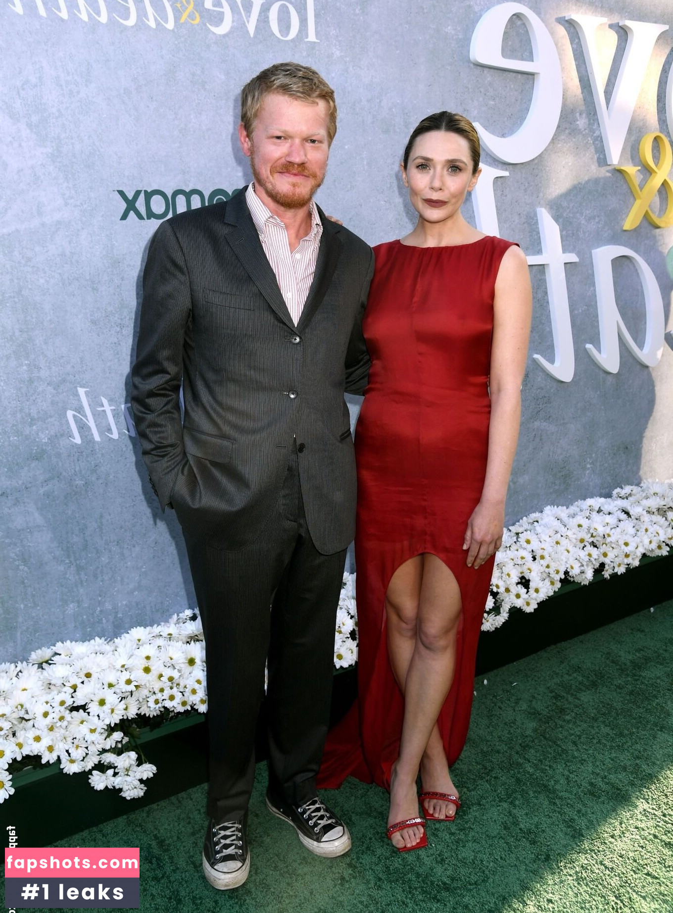 Elizabeth Olsen Nude Leaks OnlyFans Photos #533 - LeakJerk