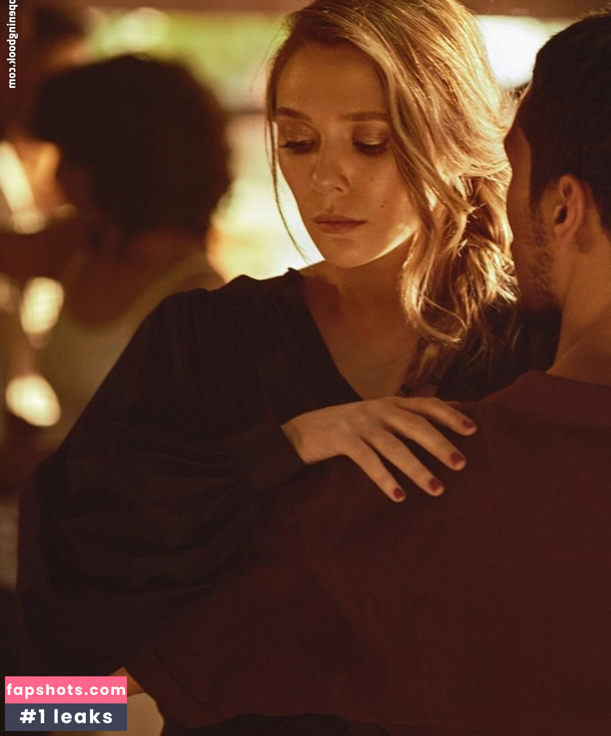 Elizabeth Olsen gallery photo #758