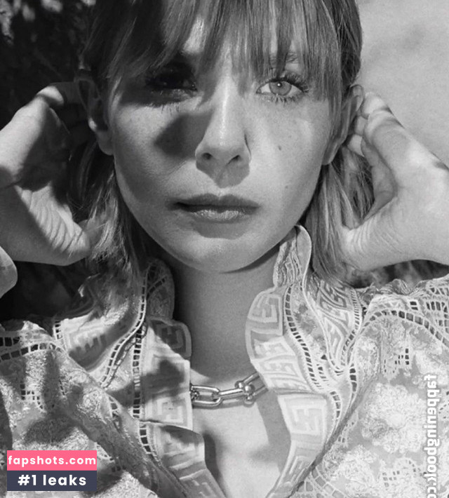 Elizabeth Olsen Nude Leaks OnlyFans Photos #835 - LeakJerk