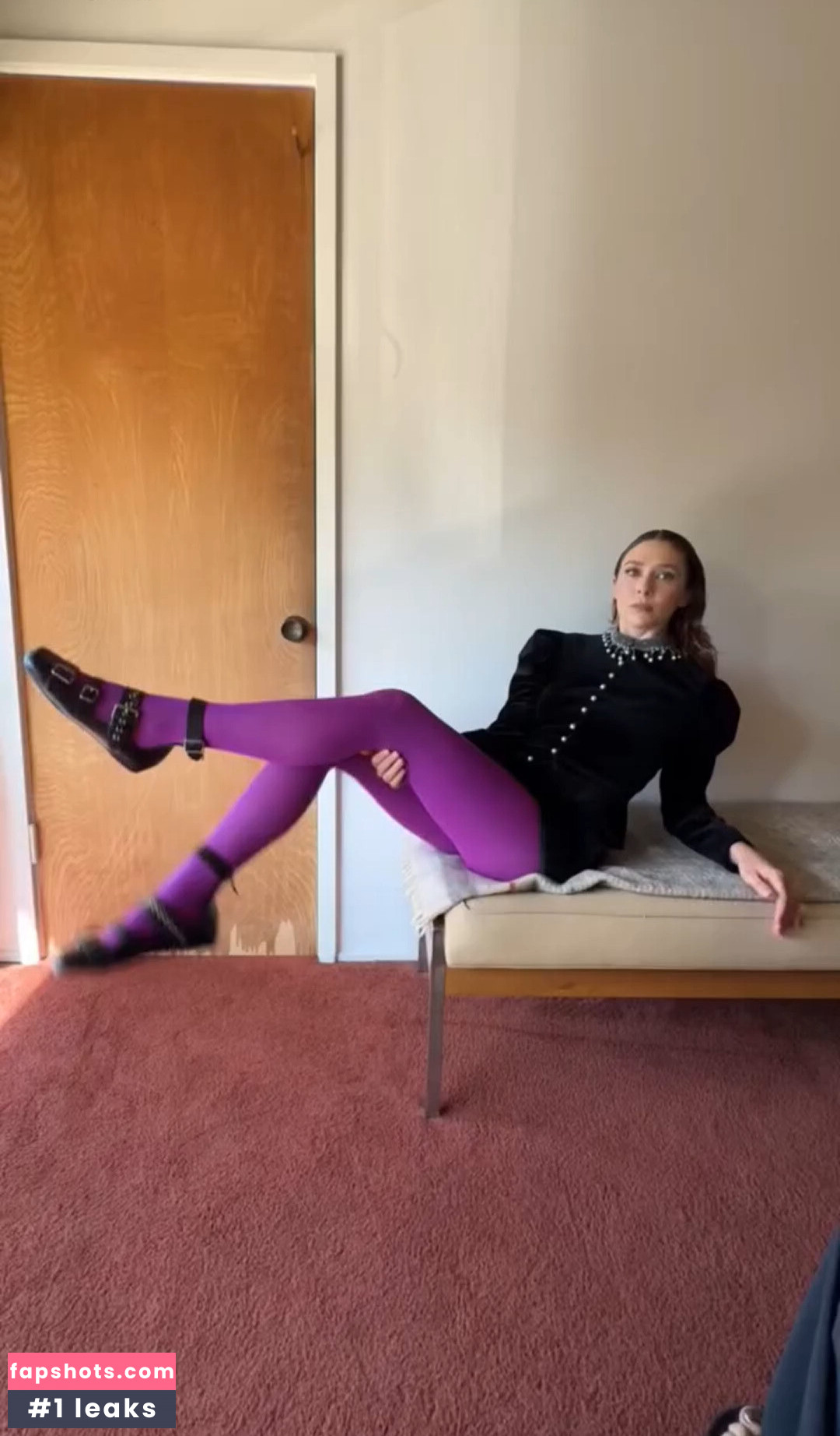 Elizabeth Olsen Nahé úniky fotek pouze od fanoušků #97 - Fapshots