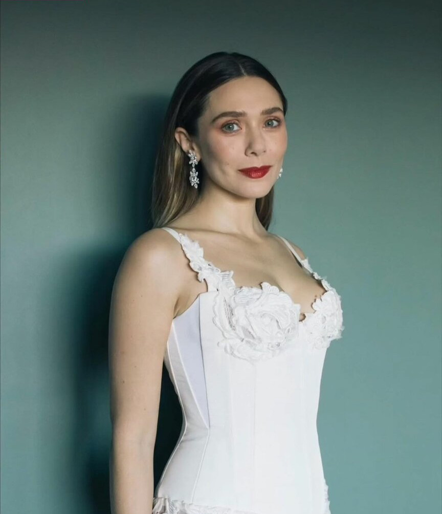 elizabeth-olsen gallery photo #1087