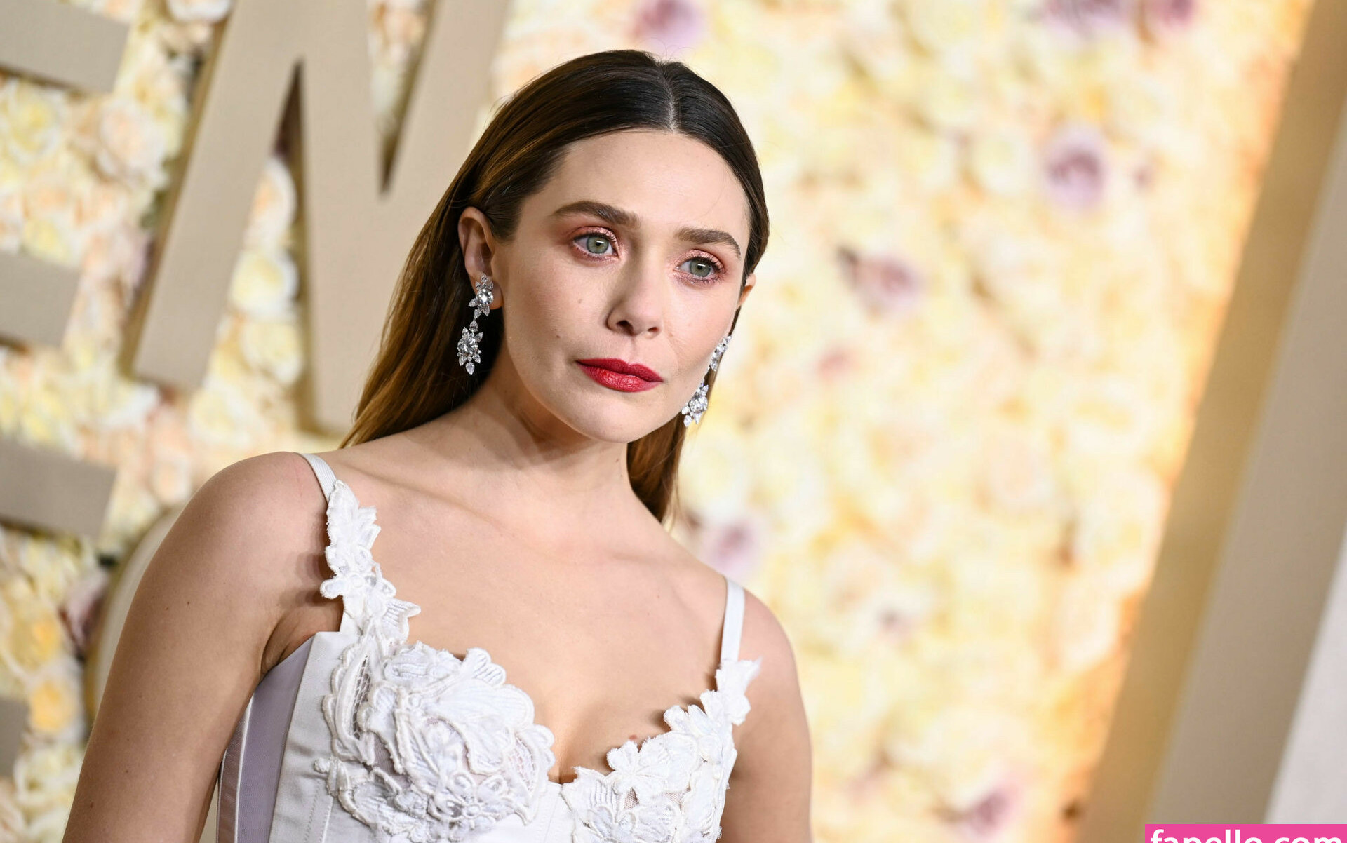 elizabeth-olsen gallery photo #1177