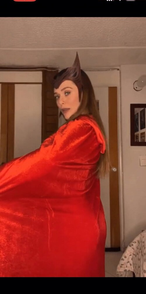 elizabeth-olsen gallery photo #1235