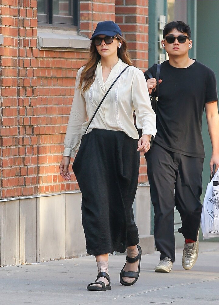 elizabeth-olsen Nude Leaks OnlyFans Photos #521 - LeakJerk