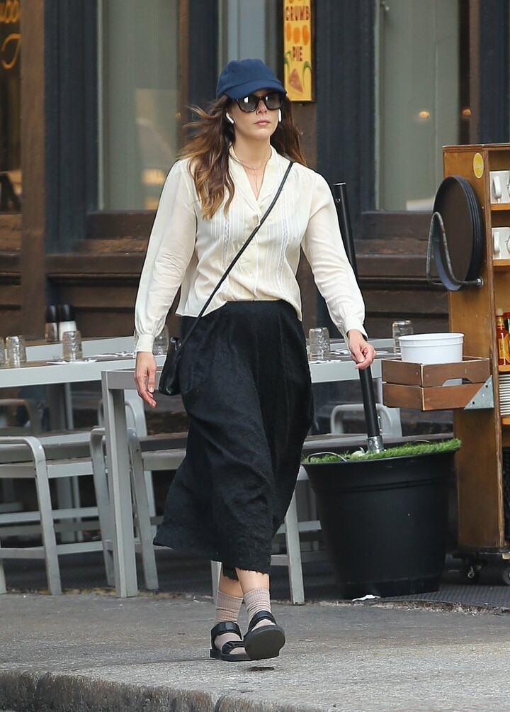 elizabeth-olsen Nude Leaks OnlyFans Photos #524 - LeakJerk