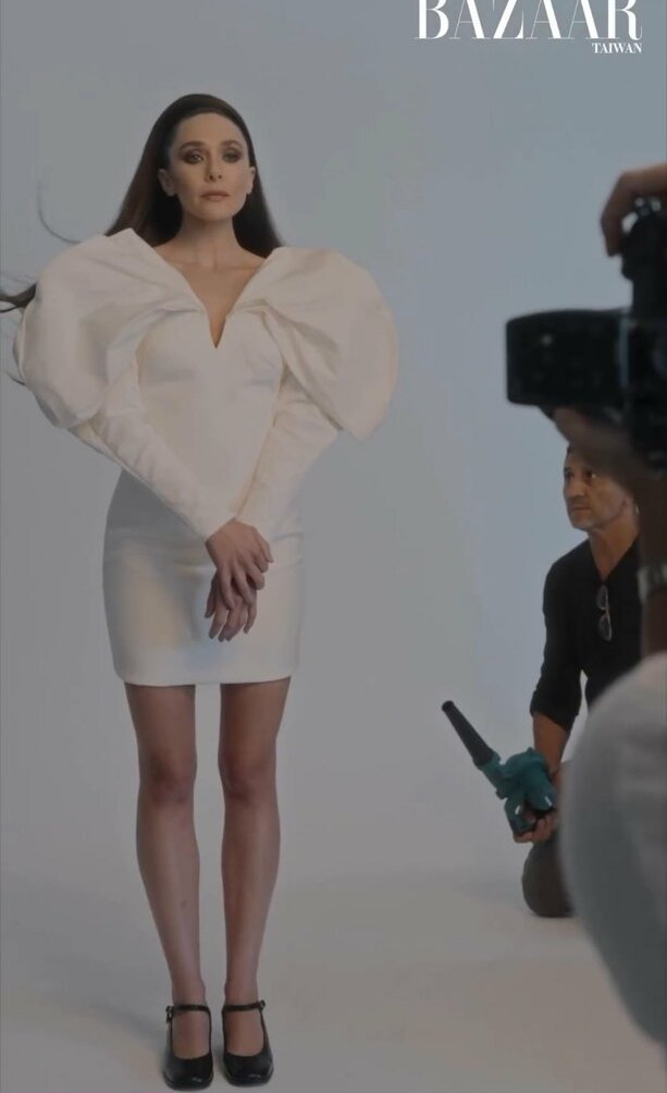 elizabeth-olsen gallery photo #550