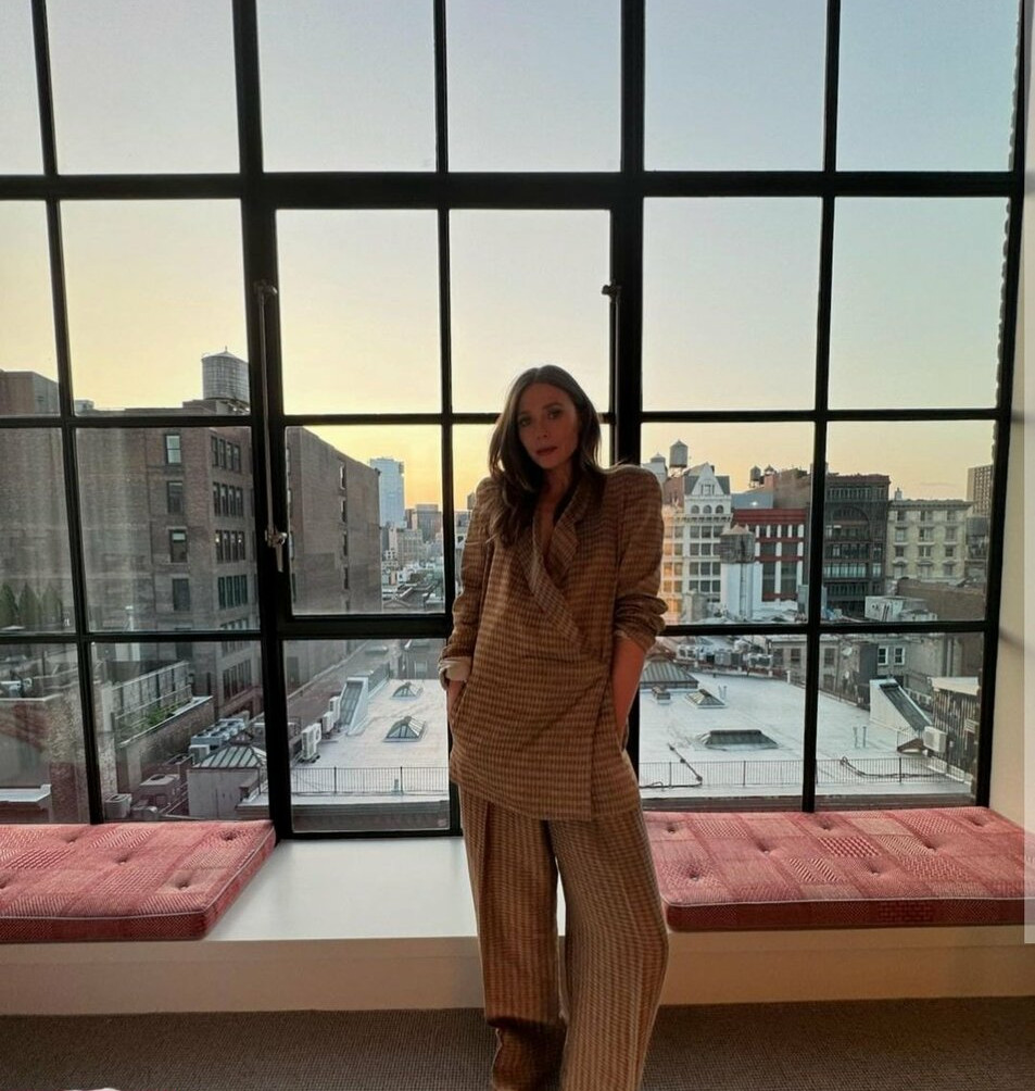 elizabeth-olsen gallery photo #557