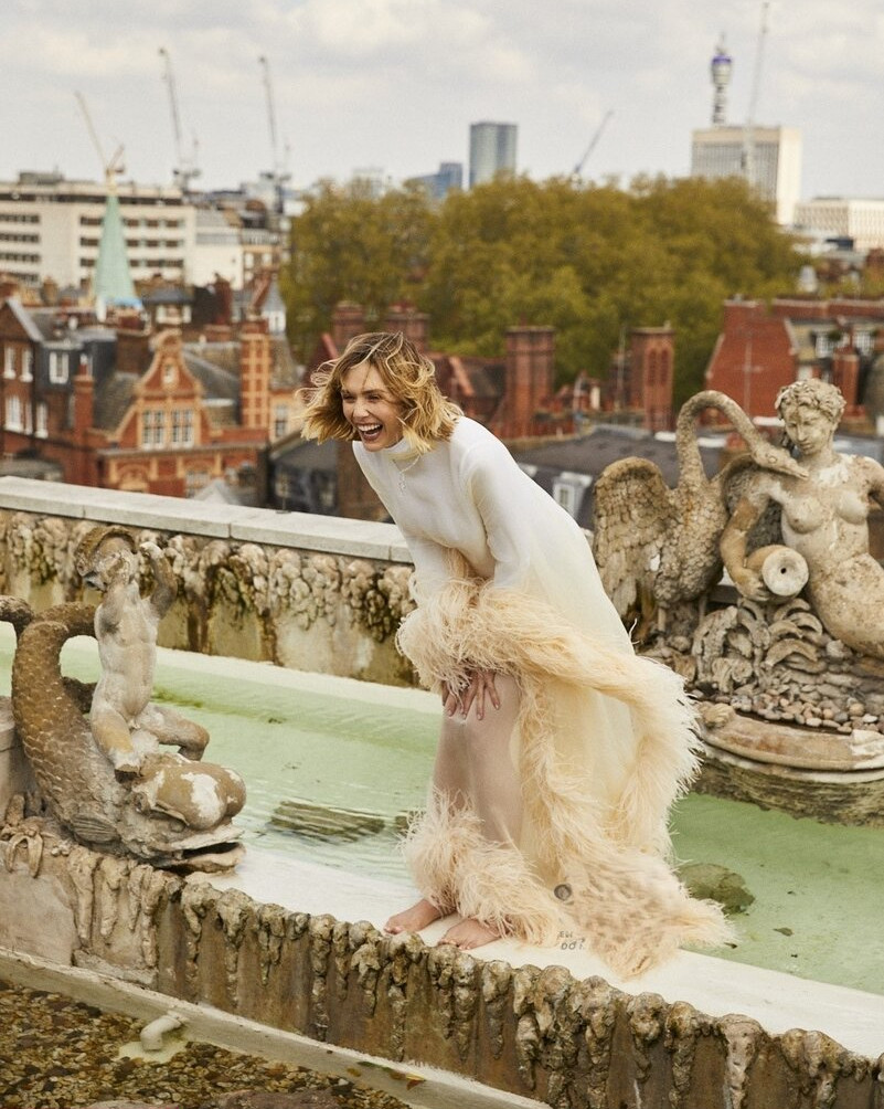 elizabeth-olsen gallery photo #591