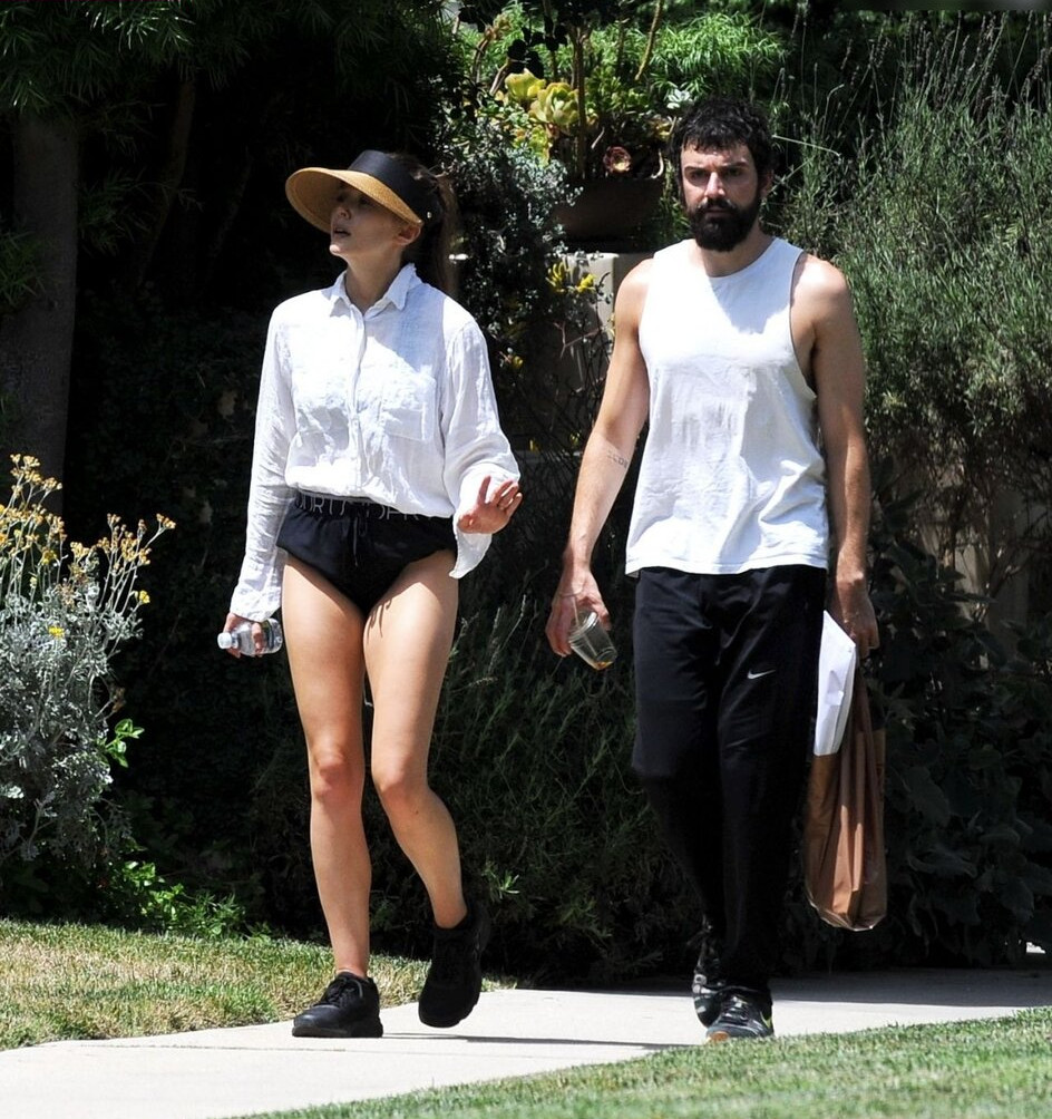 elizabeth-olsen gallery photo #667