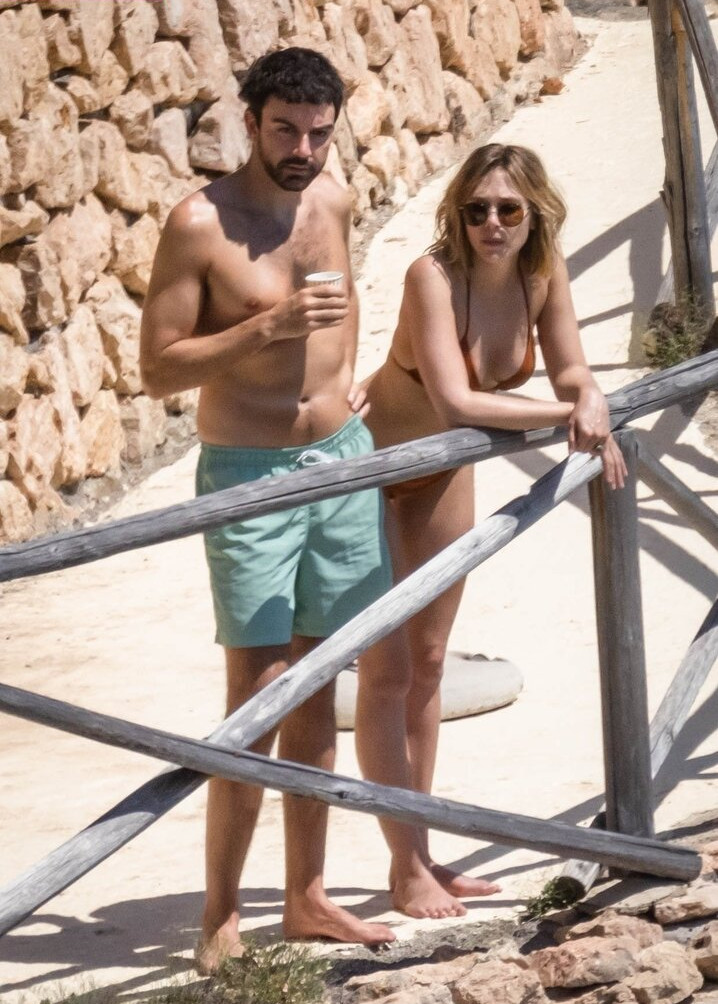 elizabeth-olsen gallery photo #675