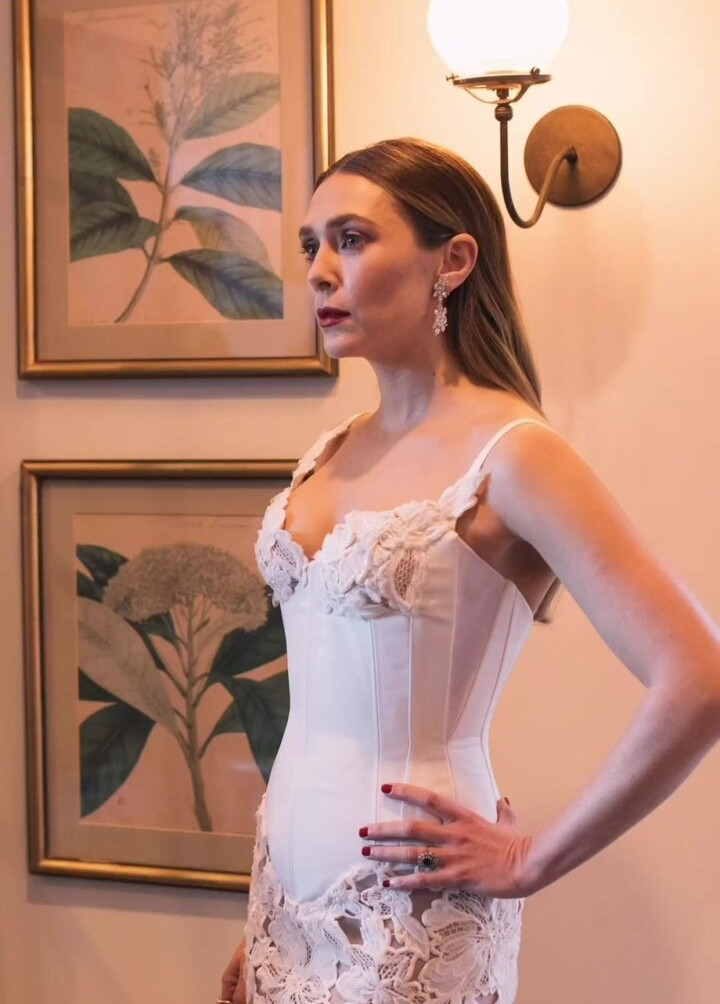 elizabeth-olsen gallery photo #684