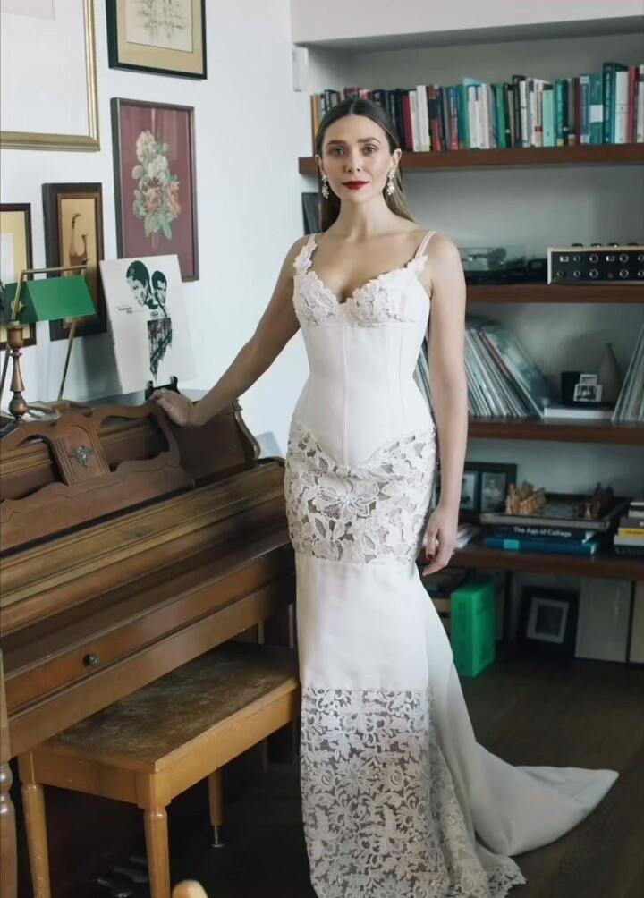 elizabeth-olsen gallery photo #688