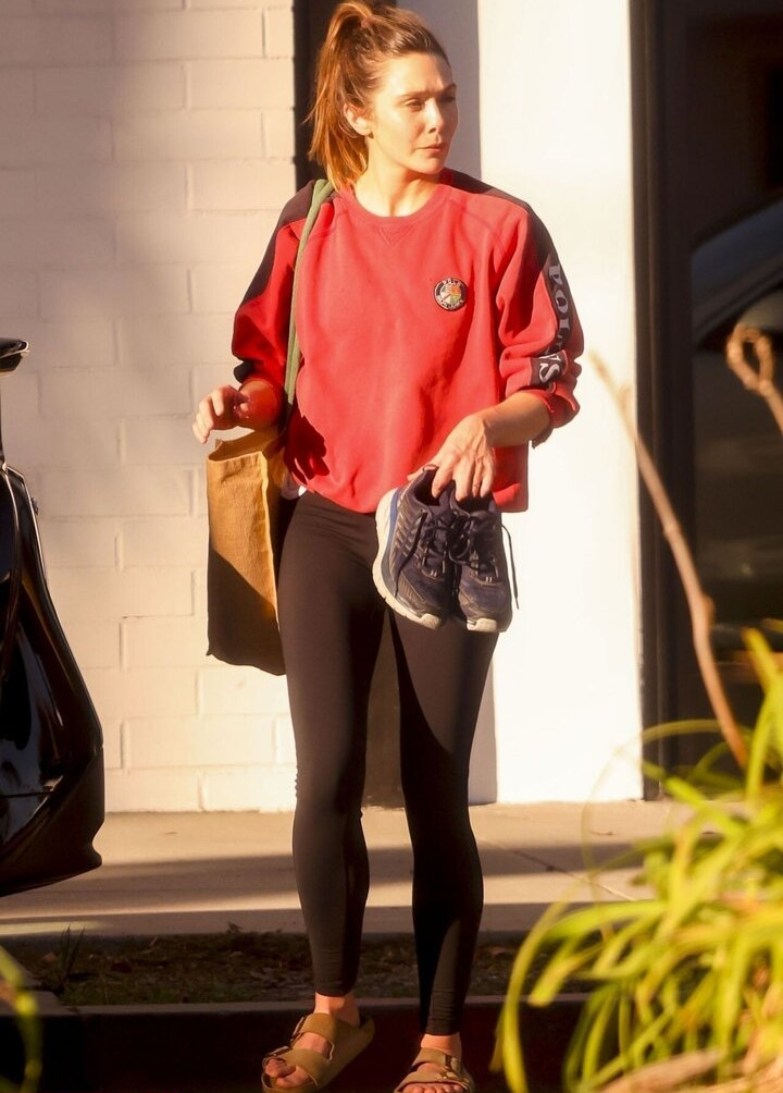 elizabeth-olsen gallery photo #768