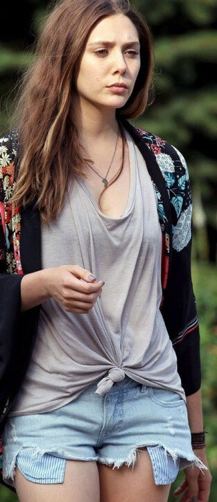 elizabeth-olsen gallery photo #813