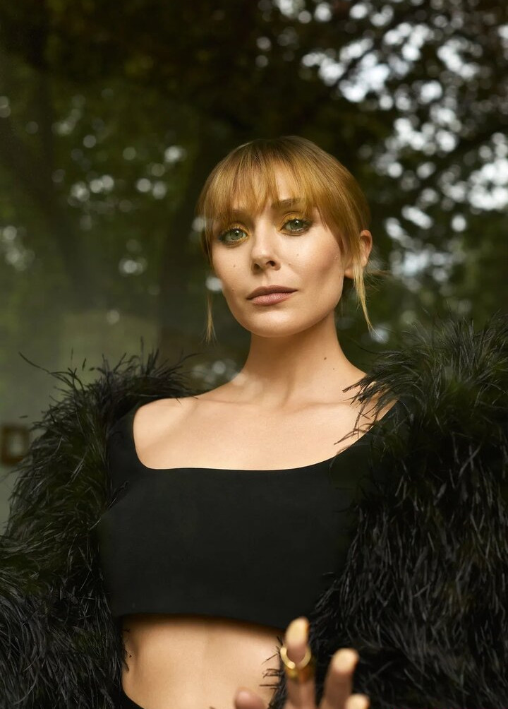 elizabeth-olsen gallery photo #982