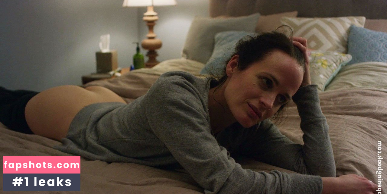 Elizabeth Reaser gallery photo #59