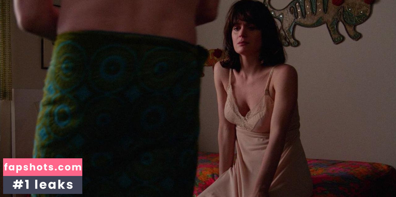 Elizabeth Reaser gallery photo #67