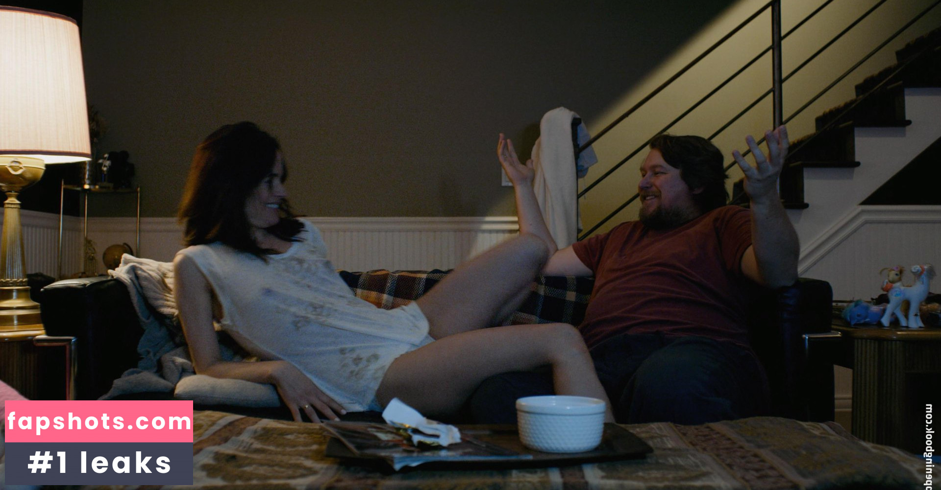 Elizabeth Reaser gallery photo #73