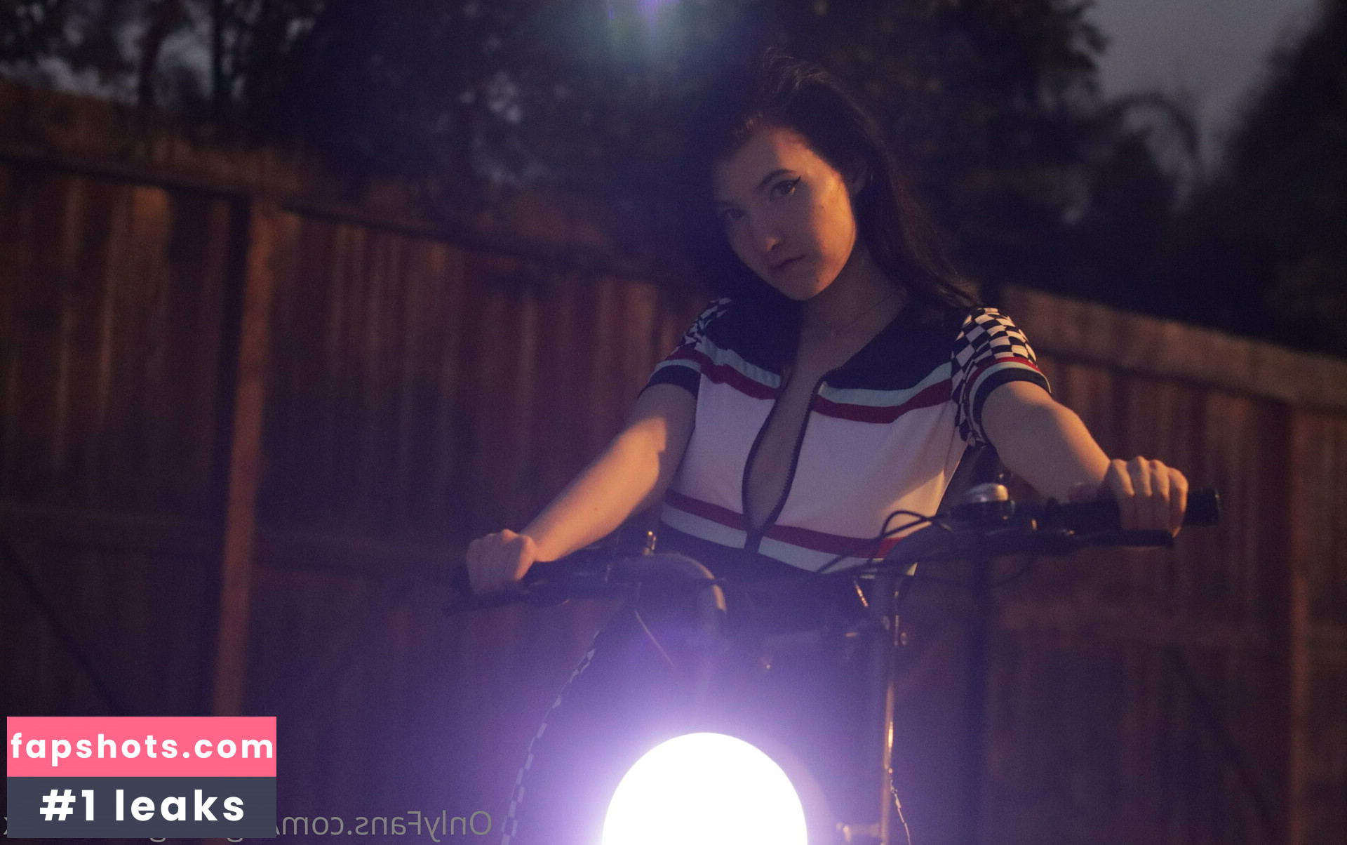 Elizabeth Reed gallery photo #76