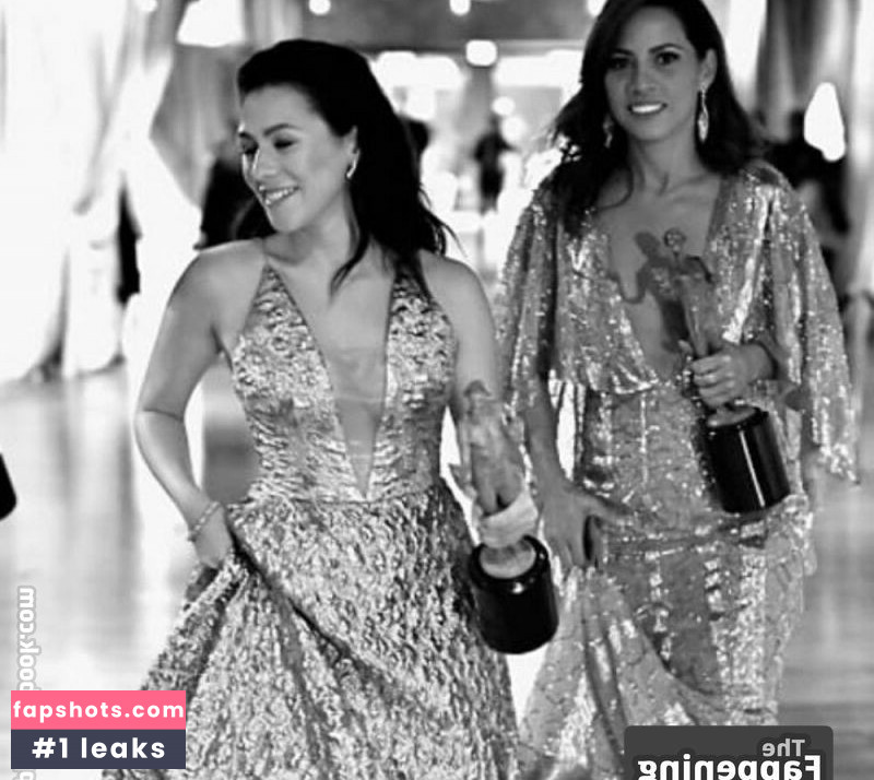 Elizabeth Rodriguez gallery photo #17