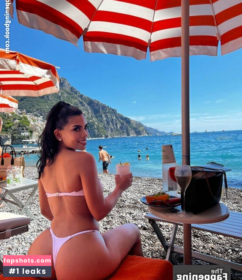 Elizabeth Ruiz gallery photo #13