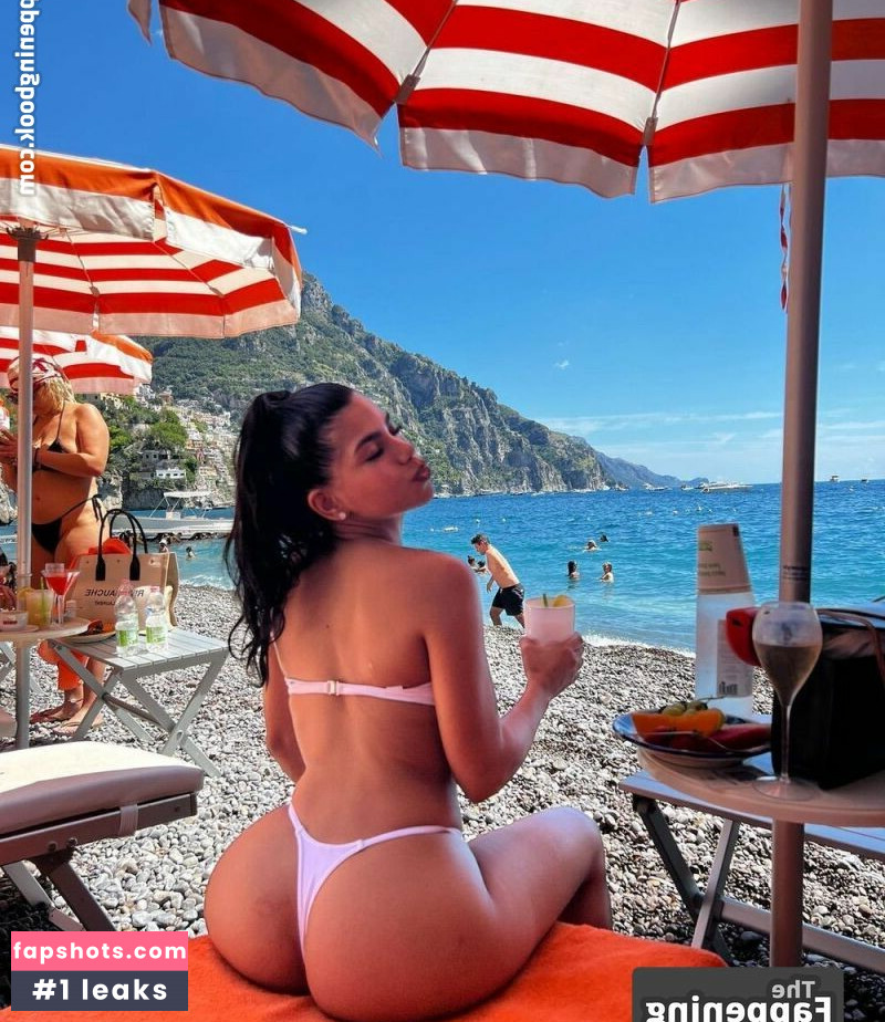 Elizabeth Ruiz gallery photo #33