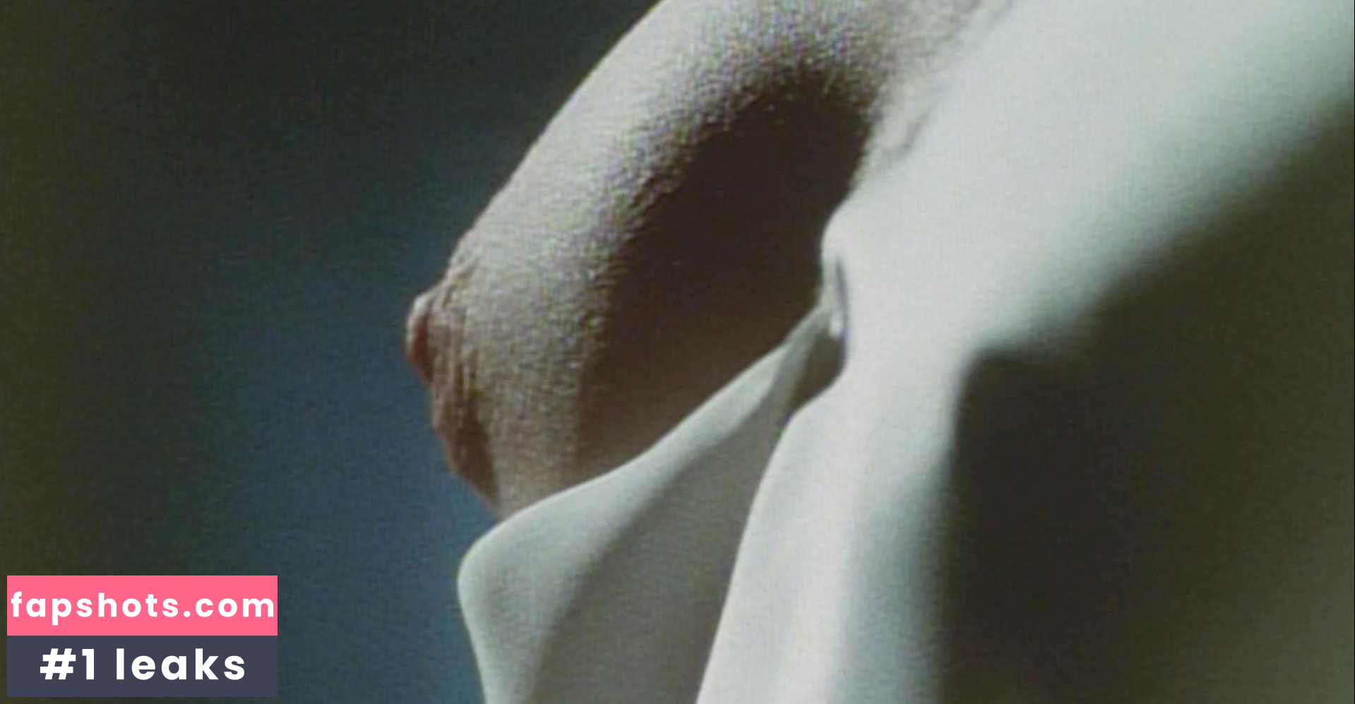 Elizabeth Sandifer gallery photo #9