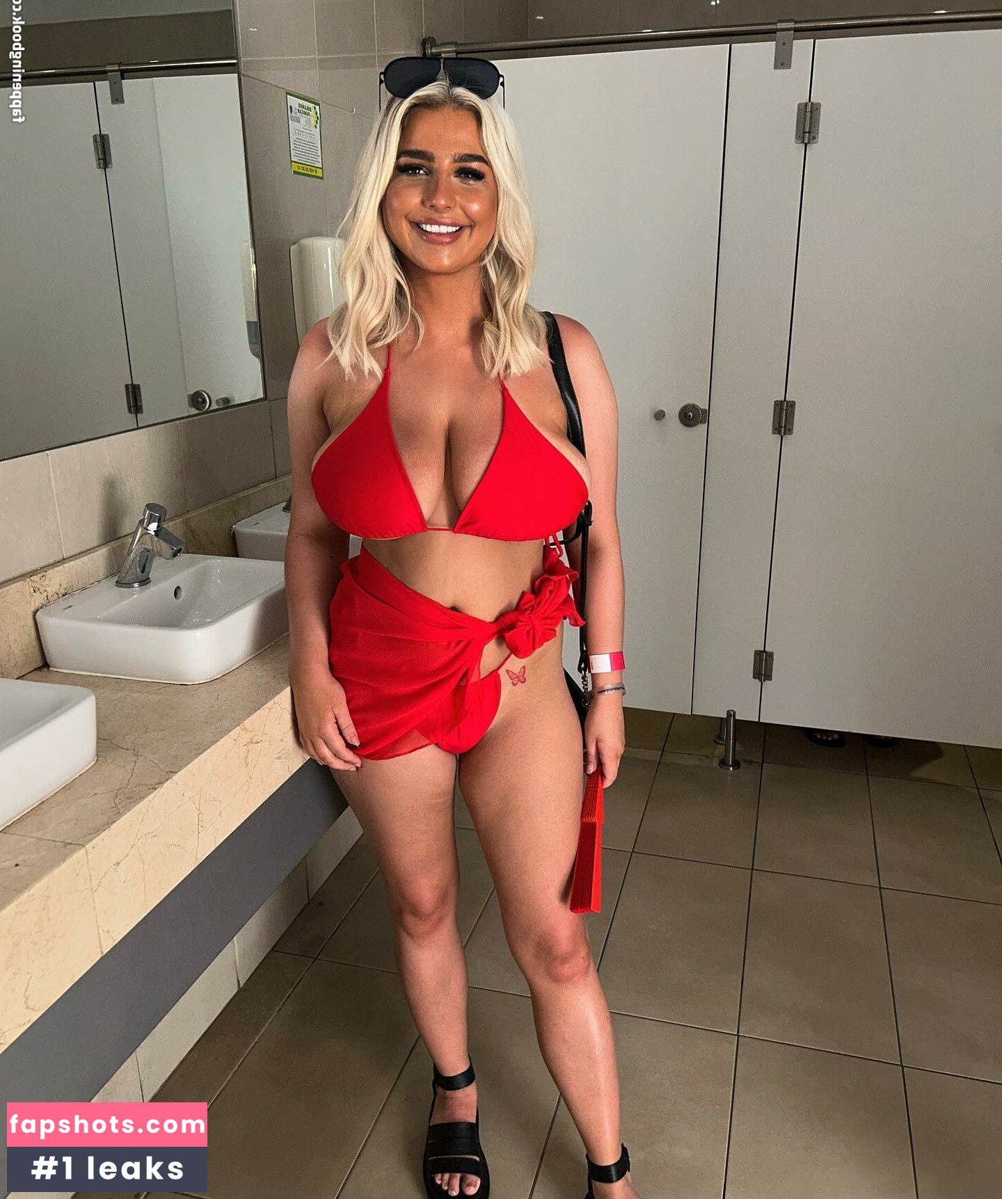 Elizabeth Taylor Nude Leaks OnlyFans Photos #53 - LeakJerk