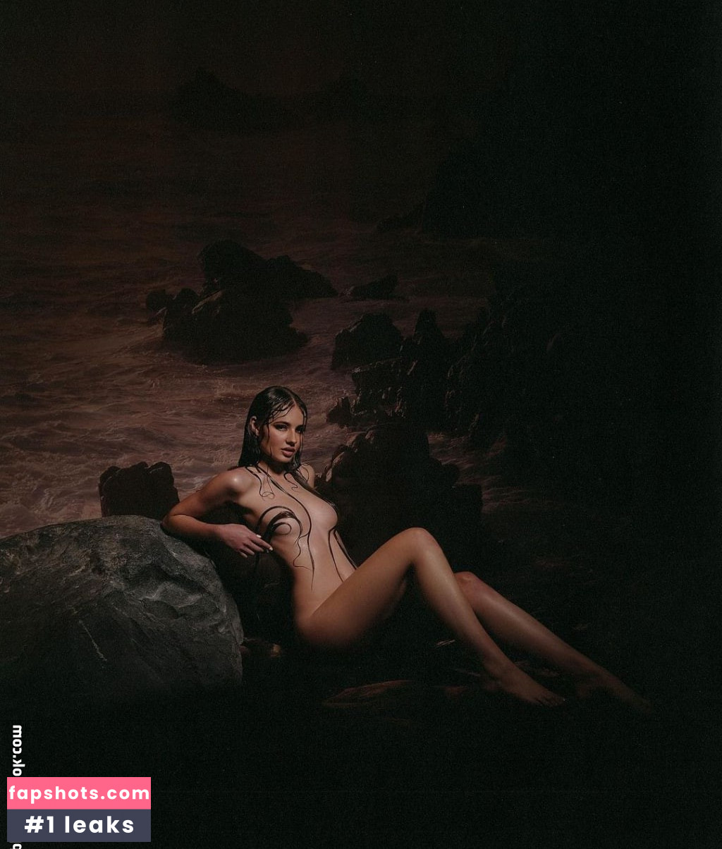 Elizabeth Vasilenko gallery photo #462