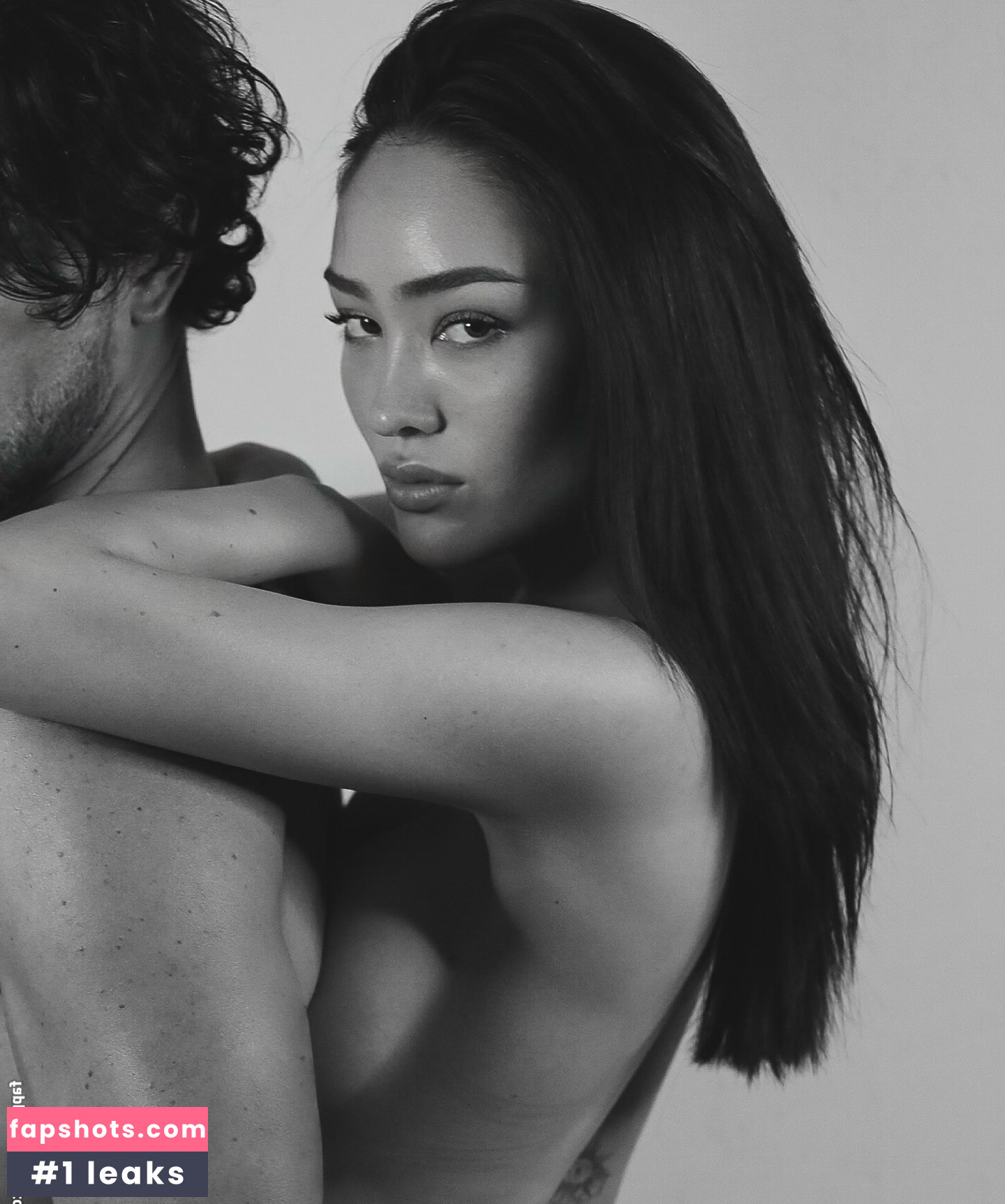 Elizabeth Wood gallery photo #22