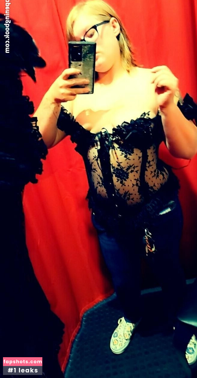 elizabethlily19 gallery photo #26