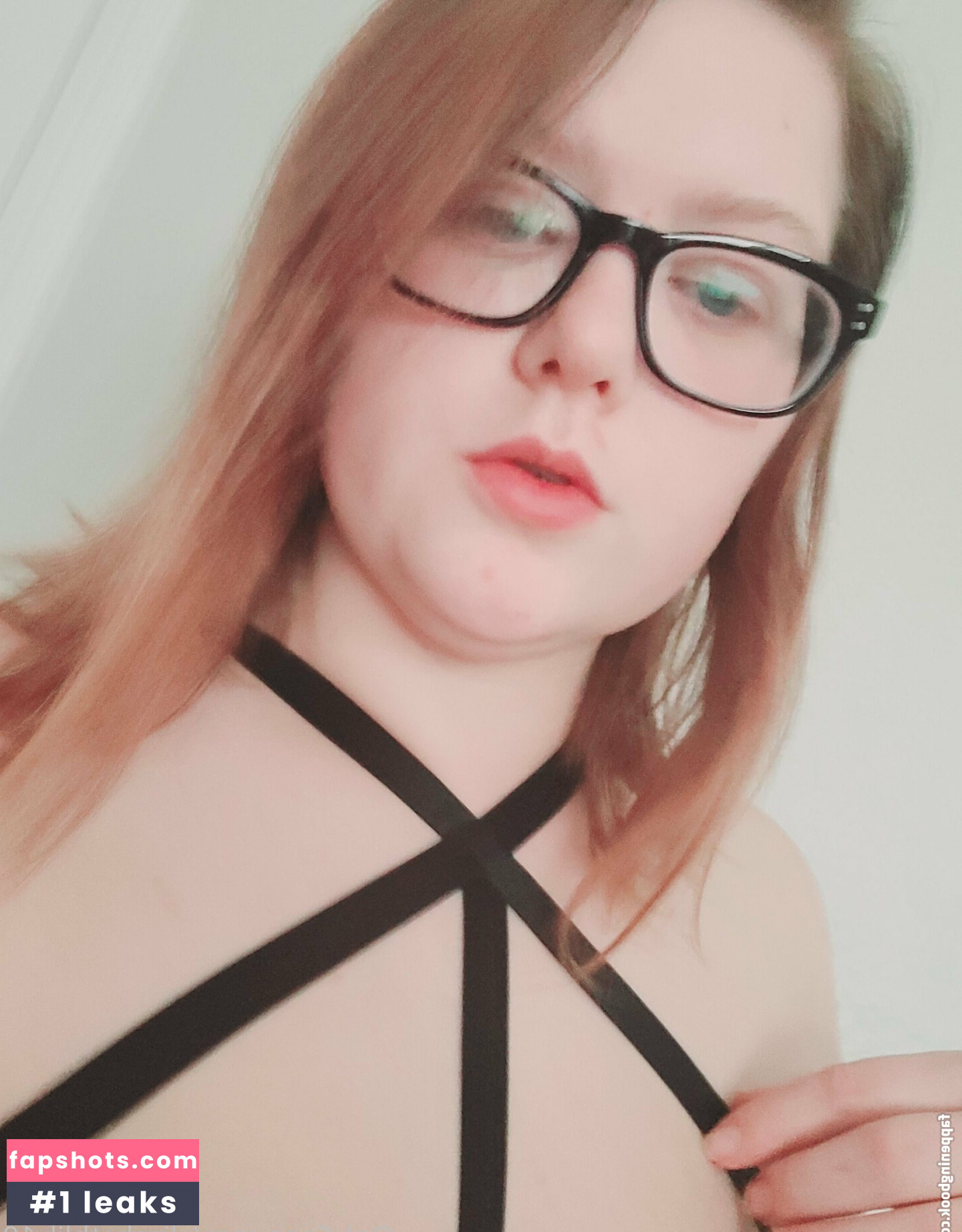 elizabethlily19 gallery photo #40