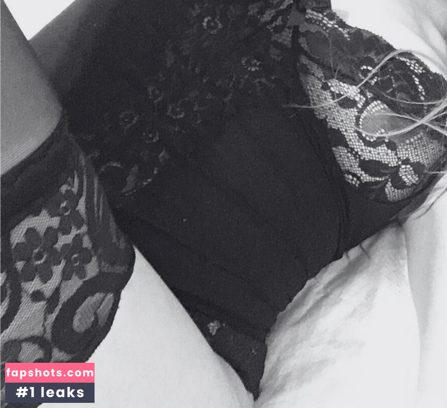 elizabethnolan Nude Leaks OnlyFans - Fapshots