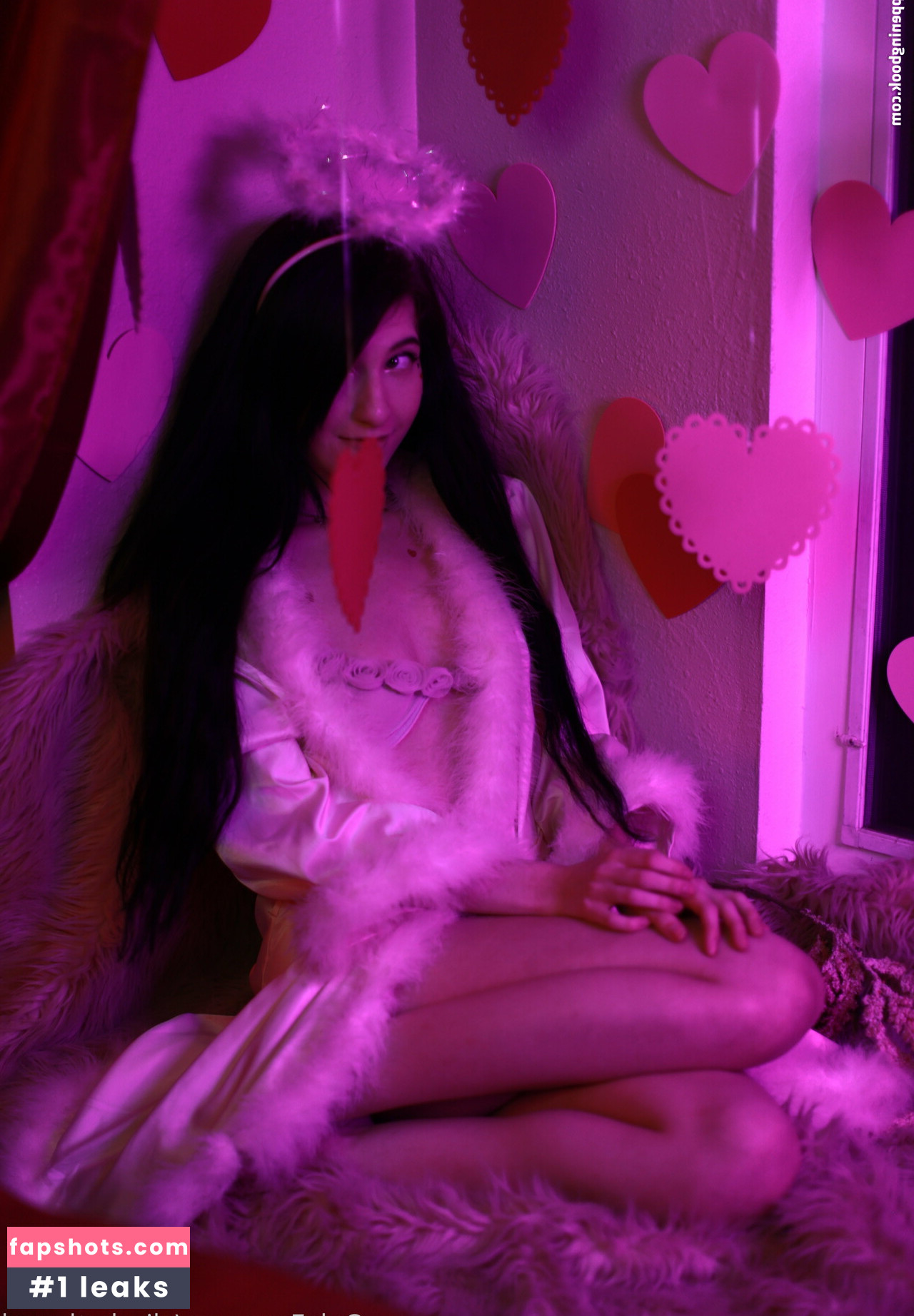 elizabethreed gallery photo #45