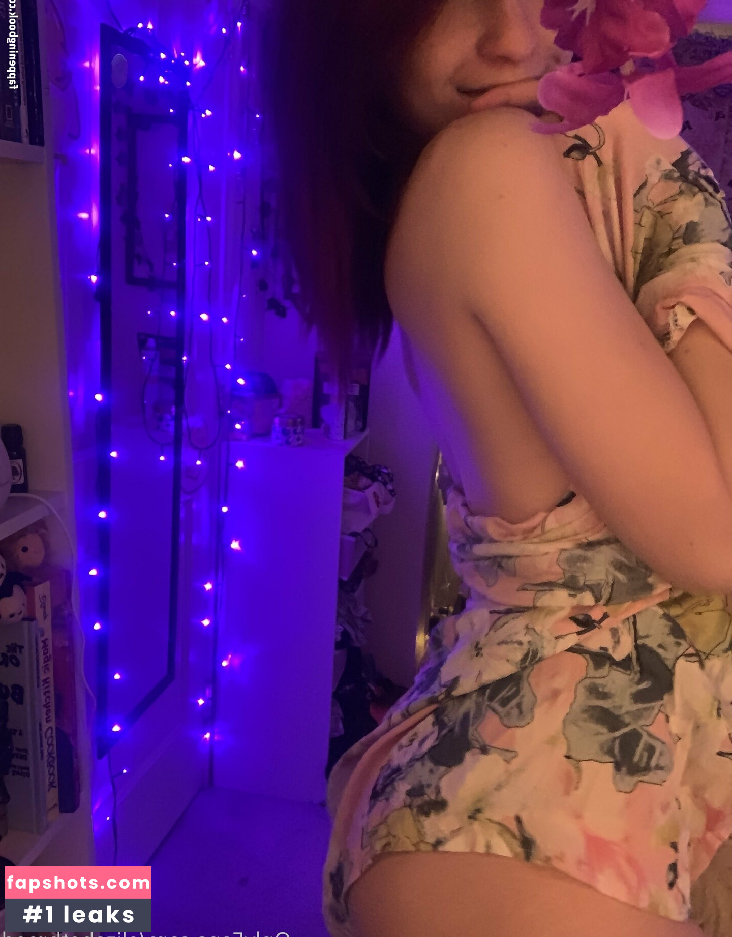 elizabethreed gallery photo #48