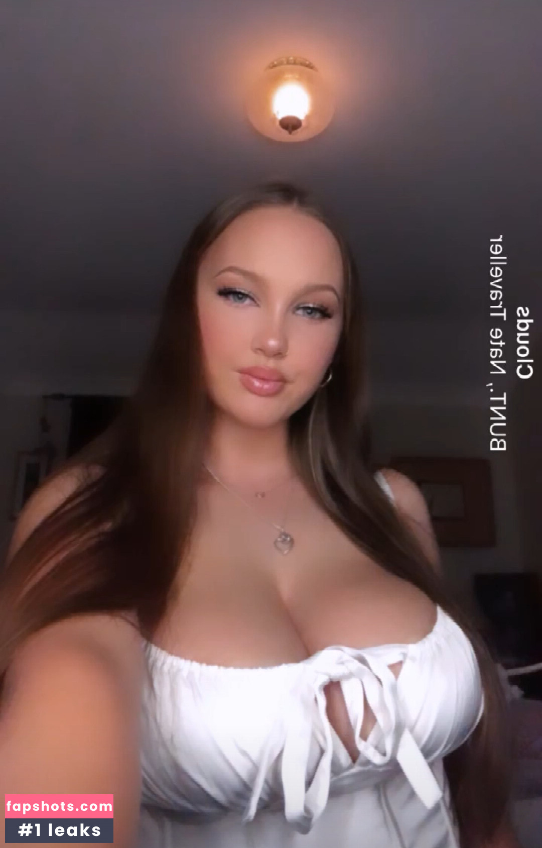 Ella B gallery photo #34