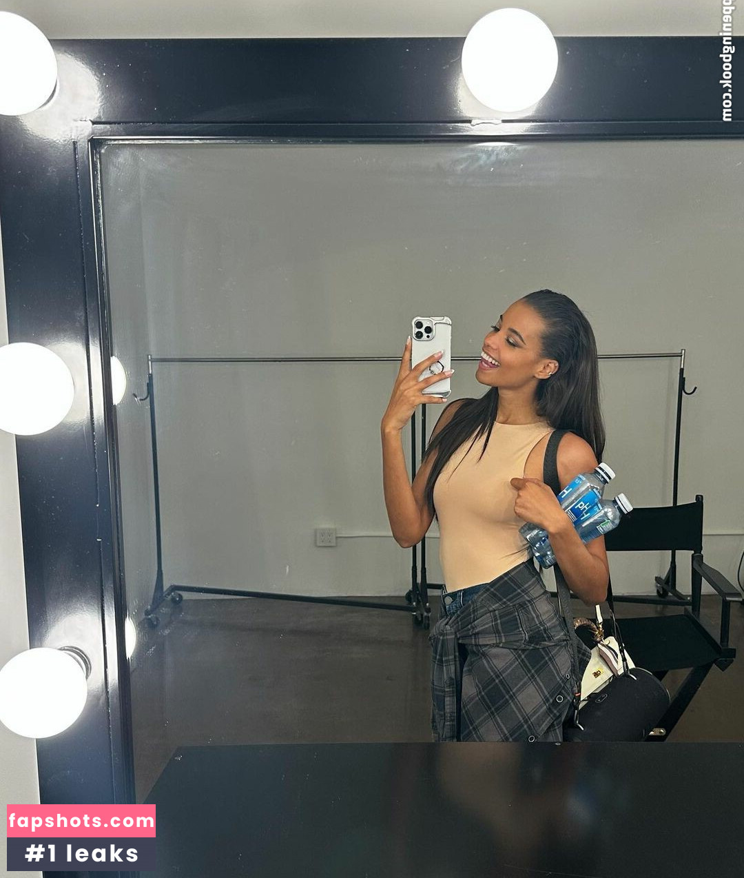 Ella Balinska gallery photo #35