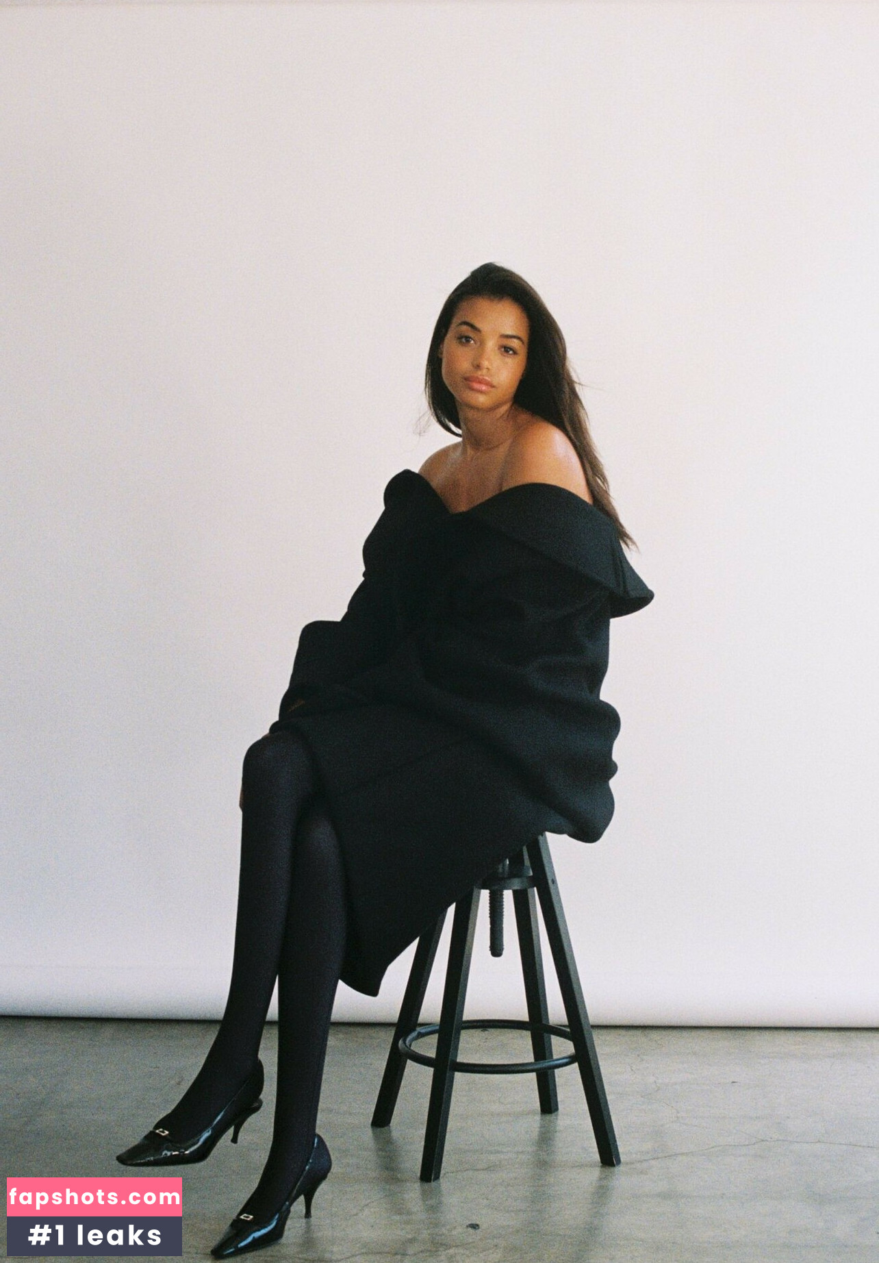 Ella Balinska gallery photo #60