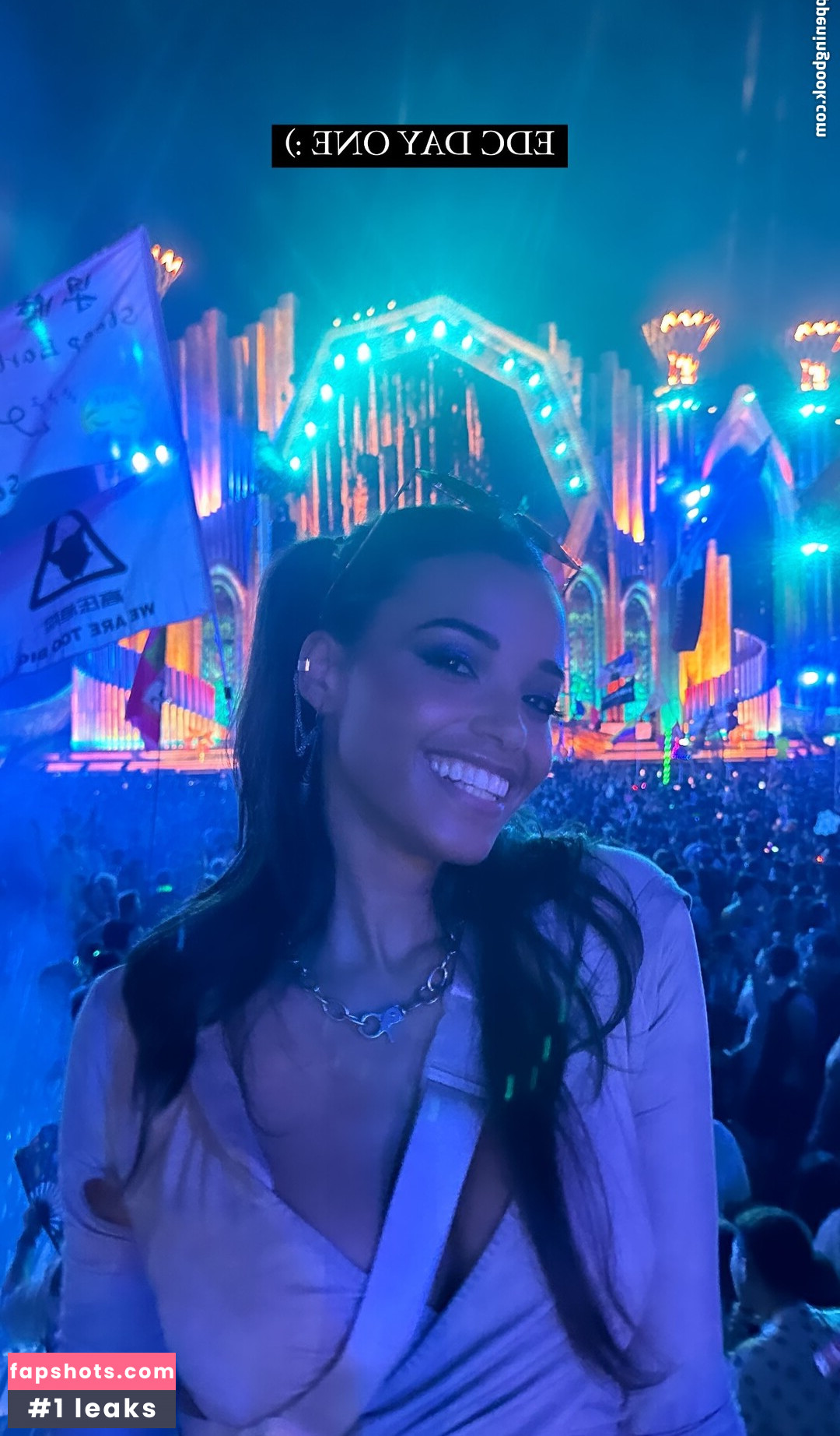 Ella Balinska gallery photo #7