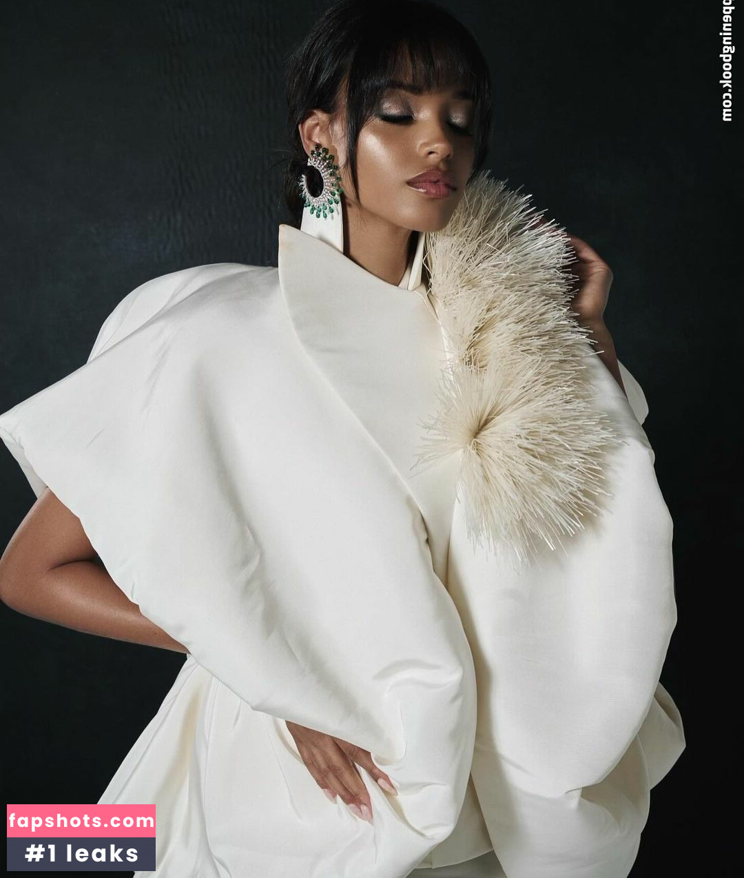 Ella Balinska gallery photo #8