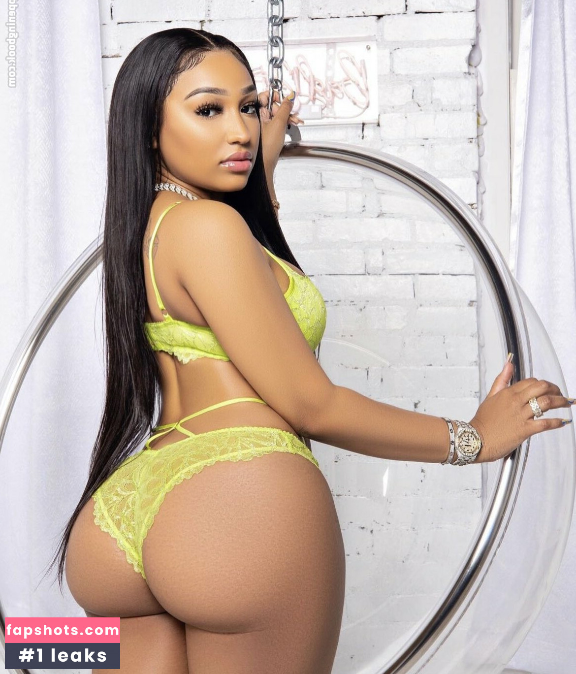 Ella Bandz gallery photo #9