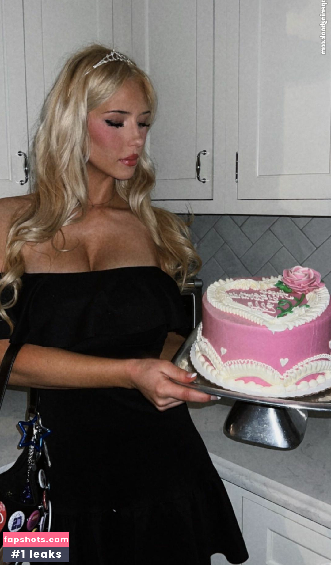 Ella Cecelia Field gallery photo #13